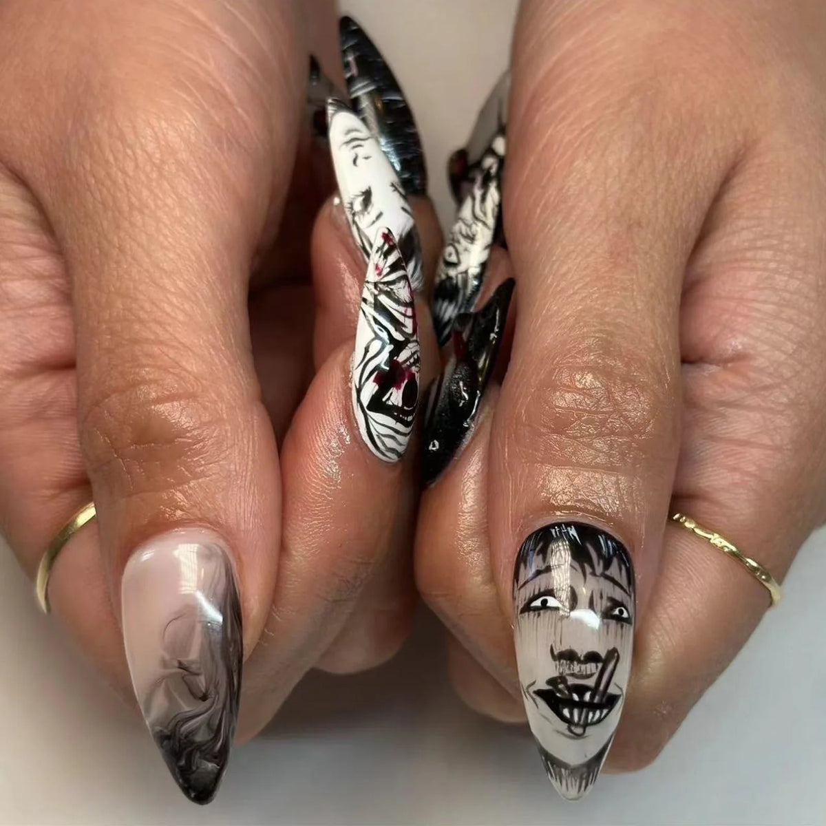 Black Spider Y2K Almond Press-On Nails