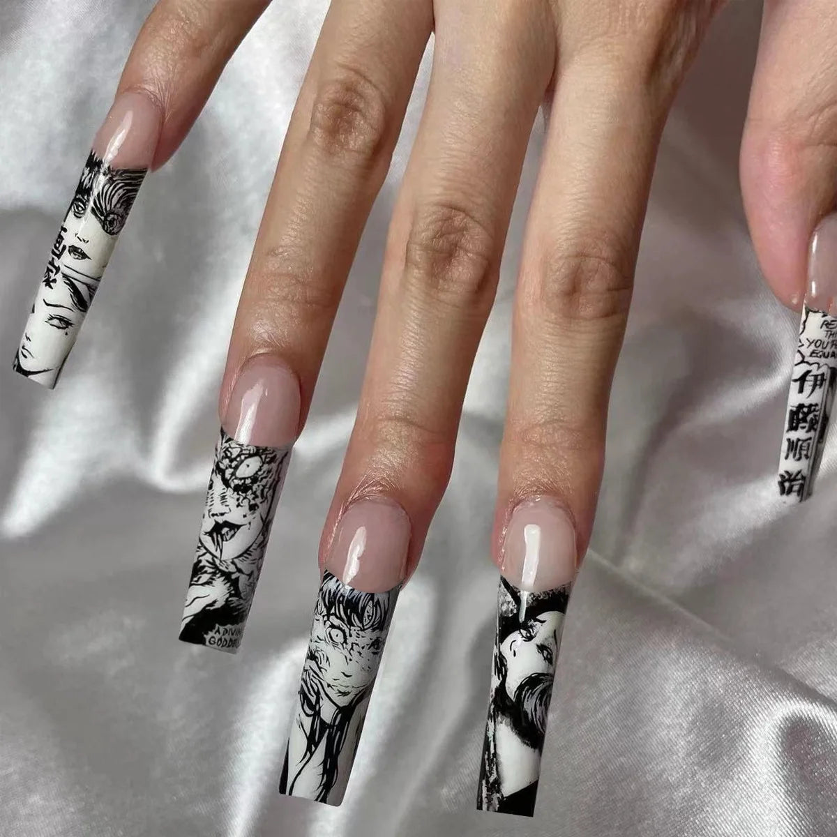 Black Spider Y2K Almond Press-On Nails