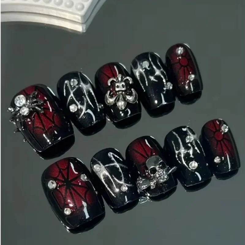 Web of Chic – 3D Spider Short Press-On Nails