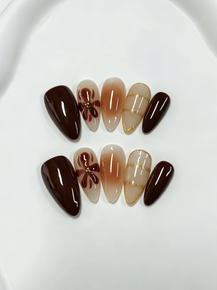 Caramel Gradient Floral Almond Press-On Nails — detail