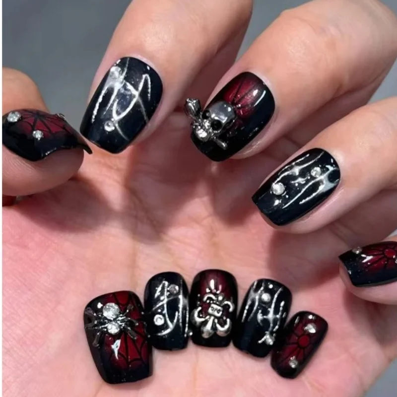Web of Chic – 3D Spider Short Press-On Nails