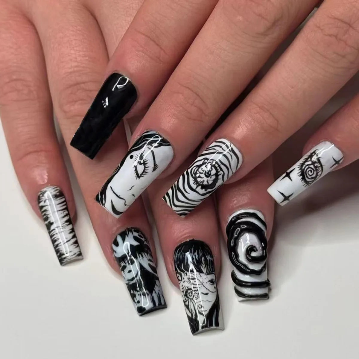 Black Spider Y2K Almond Press-On Nails